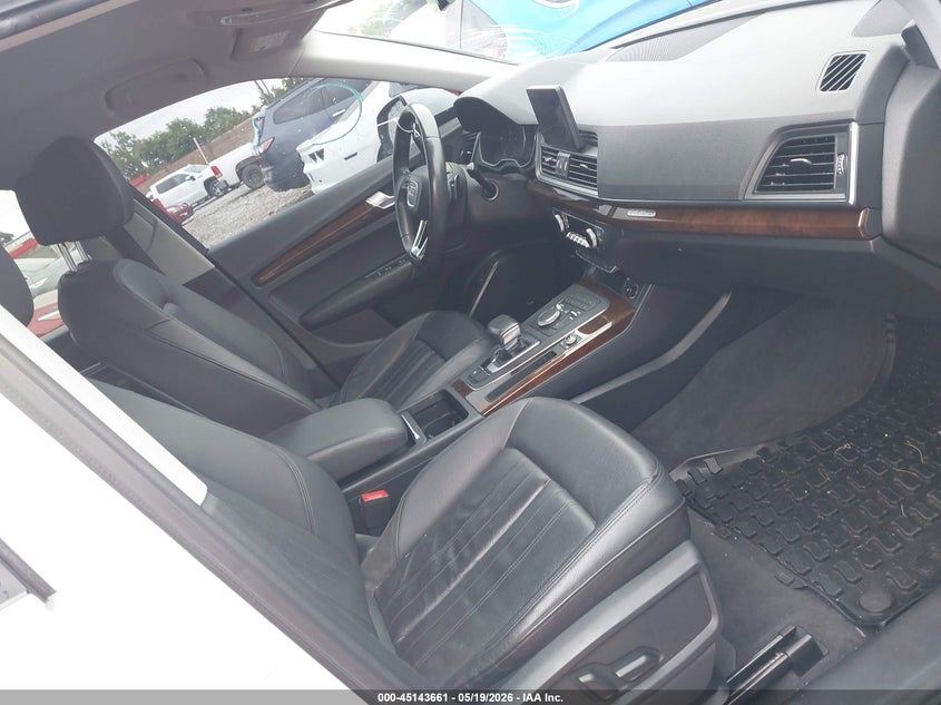 2019 Audi Q5 VIN WA1ANAFY3K2110292 IAAI salvage auction — HAIL, Clear (Missouri), sold $7,950 on 2026-07-13 (photo 5)