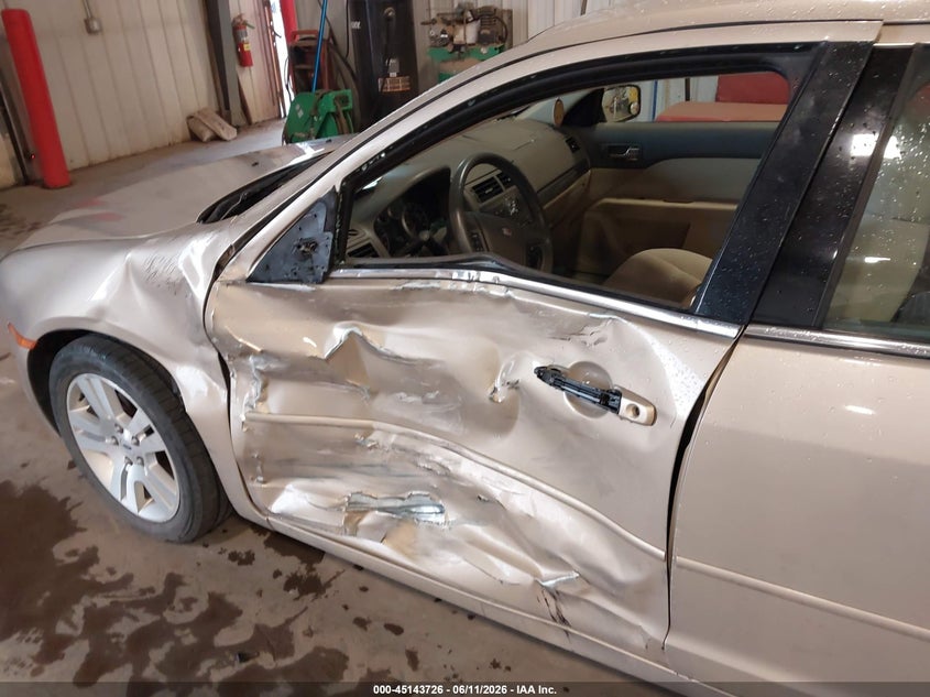 2006 Ford Fusion VIN 3FAFP08Z26R139179 IAAI salvage auction — SIDE, Regular (South Dakota), sold $575 on 2026-07-09 (photo 6)