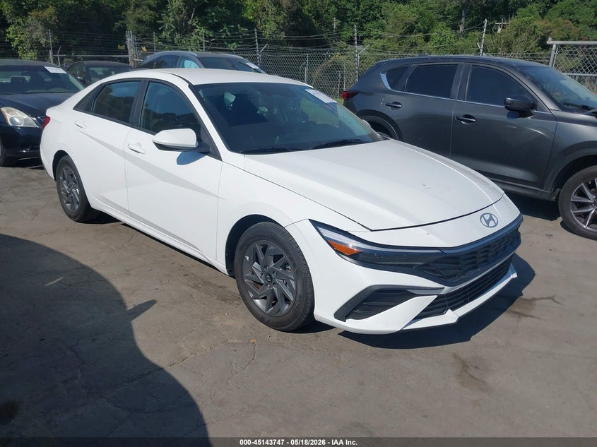 2024 Hyundai Elantra VIN KMHLM4DG8RU755978 IAAI salvage auction — LEFT SIDE, Salvage (North Carolina), sold $5,800 on 2026-07-16 (photo 1)