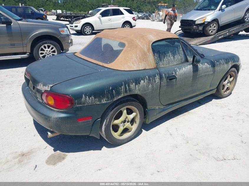 2000 Mazda Mx-5 VIN JM1NB3533Y0150670 IAAI salvage auction — NORMAL WEAR, Clear-Dealer Only (North Carolina), sold $750 on 2026-07-21 (photo 4)