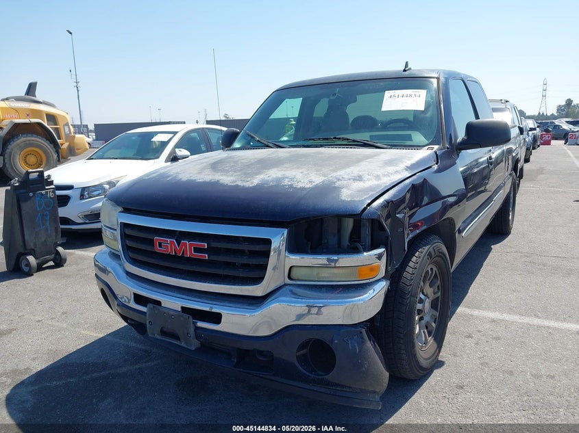 2006 Gmc SIERRA VIN 1GTEC19T16Z232692 IAAI salvage auction — LEFT FRONT, Salvage (California), sold $1,650 on 2026-07-09 (photo 2)