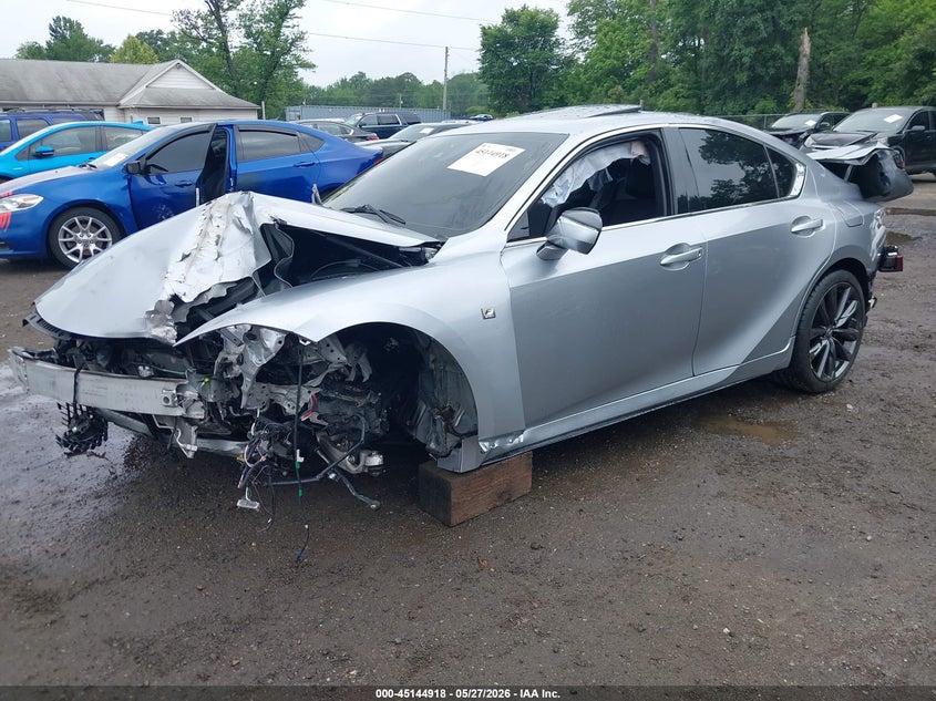 2022 Lexus Is VIN JTHGZ1B23N5049906 IAAI salvage auction — ROLLOVER, Salvage Title, sold $1,250 on 2026-07-08 (photo 2)