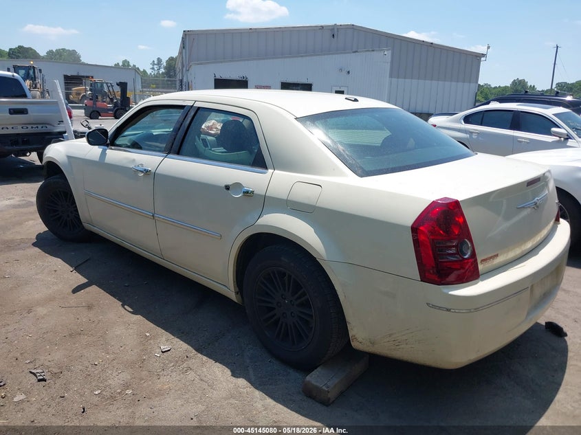 2010 Chrysler 300 VIN 2C3CA1CV3AH281168 IAAI salvage auction — RIGHT FRONT, Salvage (North Carolina), sold $325 on 2026-08-27 (photo 3)