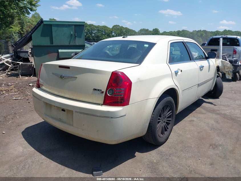2010 Chrysler 300 VIN 2C3CA1CV3AH281168 IAAI salvage auction — RIGHT FRONT, Salvage (North Carolina), sold $325 on 2026-08-27 (photo 4)