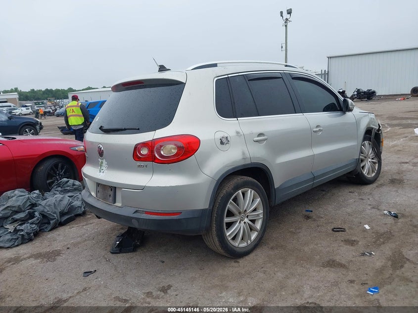 2009 Volkswagen Tiguan VIN WVGAV95NX9W530447 IAAI salvage auction — RIGHT FRONT, Clear (Oklahoma), sold $750 on 2026-07-15 (photo 4)