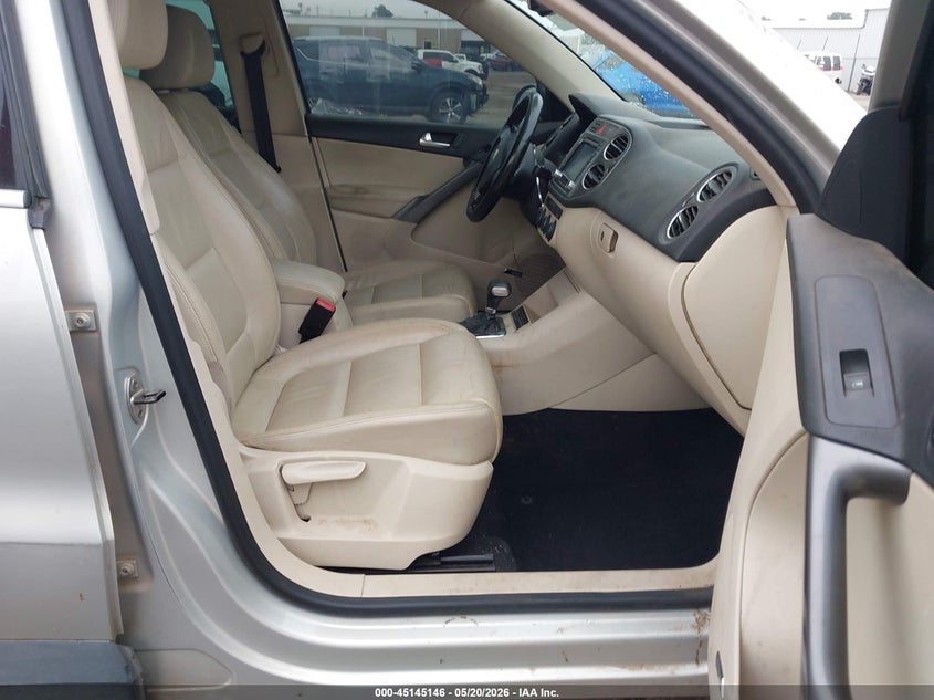 2009 Volkswagen Tiguan VIN WVGAV95NX9W530447 IAAI salvage auction — RIGHT FRONT, Clear (Oklahoma), sold $750 on 2026-07-15 (photo 5)
