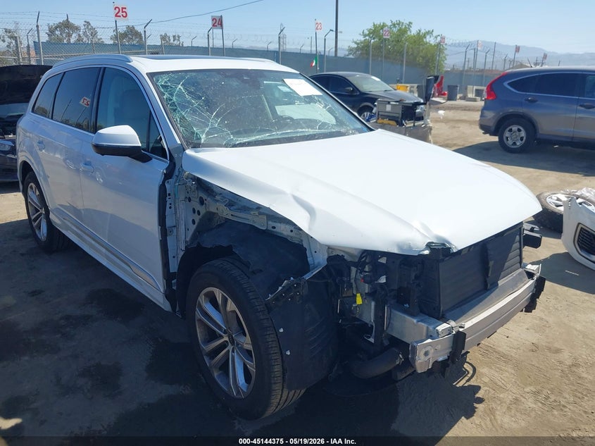 2025 Audi Q7 VIN WA1ACBF78SD002452 IAAI salvage auction — FRONT END, Salvage (California), sold $22,700 on 2026-07-22 (photo 1)
