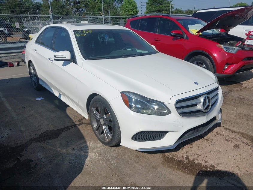 2014 Mercedes-benz E-klasse VIN WDDHF8JB4EB063636 IAAI salvage auction — REAR END, Salvage (North Carolina), sold $2,675 on 2026-07-06 (photo 1)