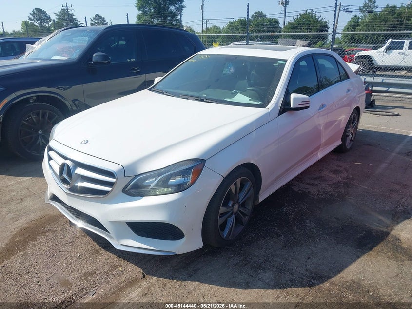 2014 Mercedes-benz E-klasse VIN WDDHF8JB4EB063636 IAAI salvage auction — REAR END, Salvage (North Carolina), sold $2,675 on 2026-07-06 (photo 2)