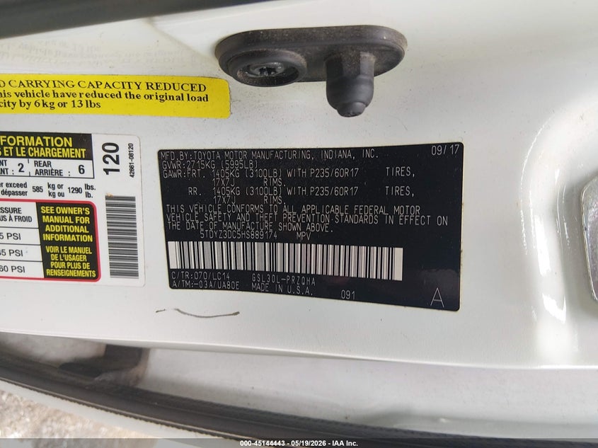 2017 Toyota Sienna VIN 5TDYZ3DC5HS889174 IAAI salvage auction — REAR END, Salvage (Louisiana), sold $3,450 on 2026-07-21 (photo 9)