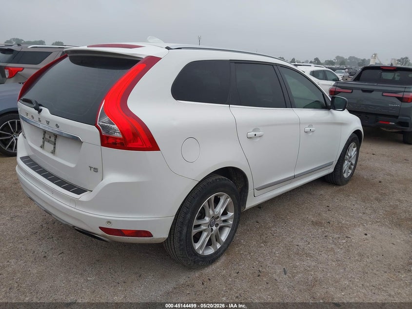 2016 Volvo Xc60 VIN YV440MDK5G2825497 IAAI salvage auction — HAIL, Original (Texas), sold $100 on 2026-07-28 (photo 4)