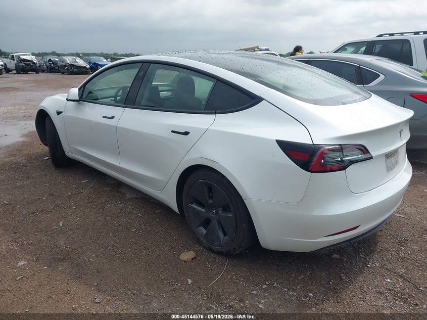 2021 Tesla Model 3 VIN 5YJ3E1EA9MF871895 IAAI salvage auction — RIGHT FRONT, Salvage (Texas), sold $1,850 on 2026-07-28 (photo 3)