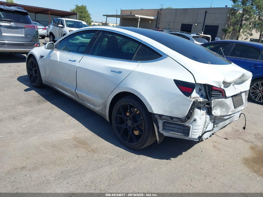 2019 Tesla Model 3 VIN 5YJ3E1EB2KF512538 IAAI salvage auction — REAR END, Salvage (California), sold $4,325 on 2026-07-22 (photo 3)