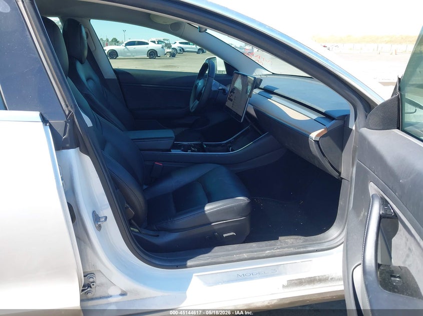 2019 Tesla Model 3 VIN 5YJ3E1EB2KF512538 IAAI salvage auction — REAR END, Salvage (California), sold $4,325 on 2026-07-22 (photo 5)