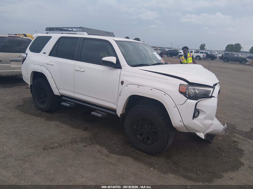 2016 Toyota 4runner VIN JTEBU5JR2G5351797 IAAI salvage auction — FRONT END, Clear (Arkansas), sold $5,200 on 2026-07-08 (photo 1)