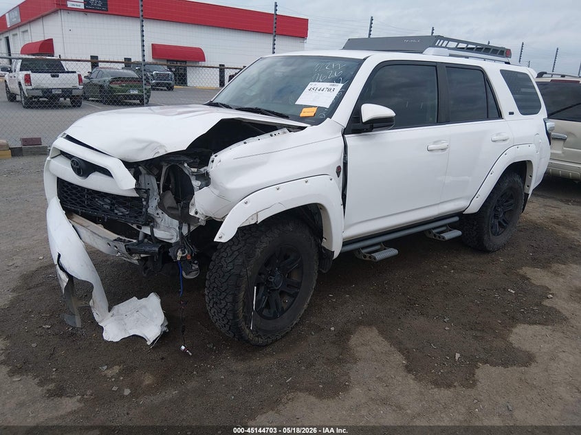 2016 Toyota 4runner VIN JTEBU5JR2G5351797 IAAI salvage auction — FRONT END, Clear (Arkansas), sold $5,200 on 2026-07-08 (photo 2)