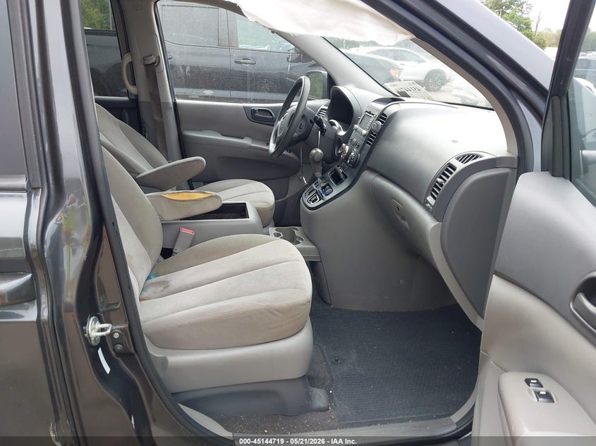 2014 Kia SEDONA VIN KNDMG4C76E6548022 IAAI salvage auction — EXTERIOR BURN, Clear (Virginia), sold $1,200 on 2026-07-22 (photo 5)