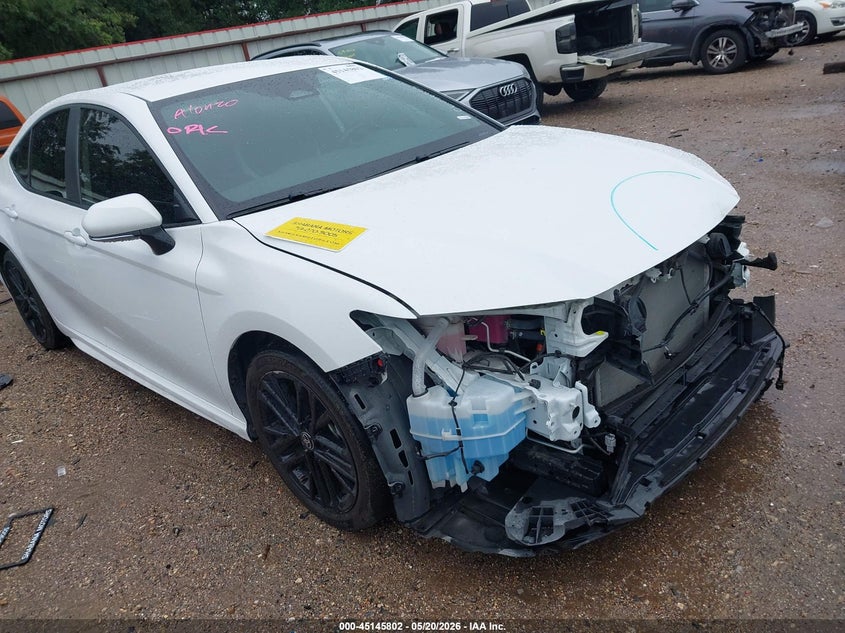 2025 Toyota Camry VIN 4T1DAACK6SU105196 IAAI salvage auction — FRONT END, Original (Texas), sold $14,800 on 2026-07-30 (photo 1)