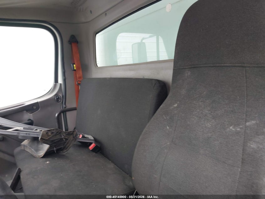 2016 Freightliner M2 106 VIN 1FVACWDT6GHHB5981 IAAI salvage auction — ALL OVER, Clear (Texas), sold $550 on 2026-07-06 (photo 7)