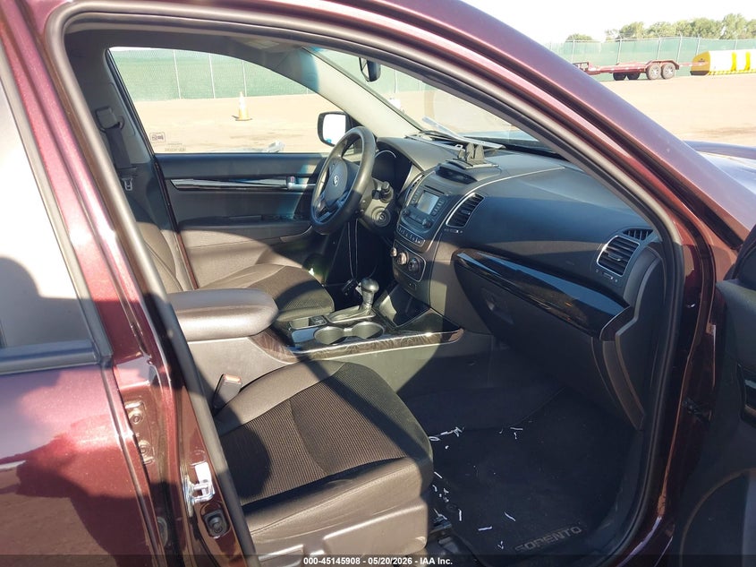 2015 Kia Sorento VIN 5XYKT4A6XFG564199 IAAI salvage auction — FRONT END, Regular (South Dakota), sold $25 on 2026-07-28 (photo 5)