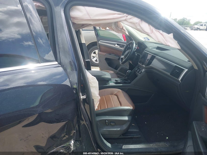 2022 Volkswagen Atlas VIN 1V2FR2CA8NC510729 IAAI salvage auction — SIDE, Salvage (Texas), sold $6,600 on 2026-07-11 (photo 5)