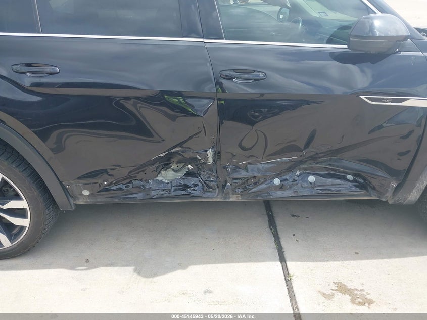 2022 Volkswagen Atlas VIN 1V2FR2CA8NC510729 IAAI salvage auction — SIDE, Salvage (Texas), sold $6,600 on 2026-07-11 (photo 6)