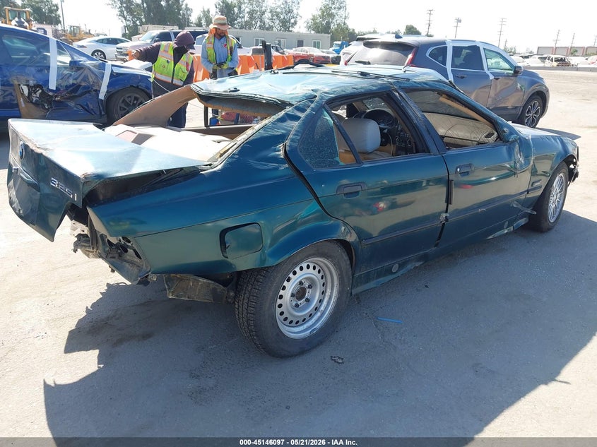 1994 BMW 3 series VIN WBACB4321RFL18034 IAAI salvage auction — ROLLOVER, Salvage (California), sold $325 on 2026-07-10 (photo 4)