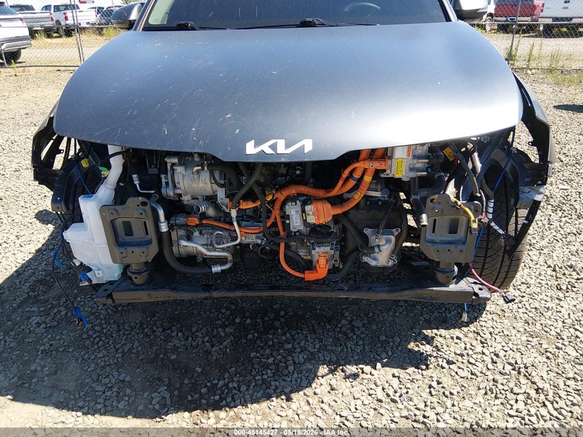 2023 Kia Sportage VIN KNDPXCAG1P7091305 IAAI salvage auction — FRONT END, Salvage (Oregon), sold $10,600 on 2026-07-27 (photo 6)