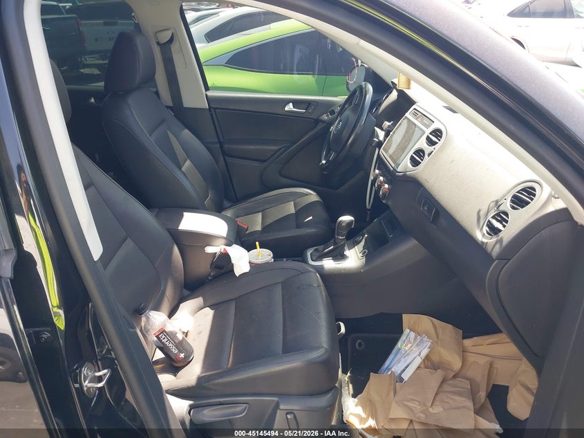 2015 Volkswagen Tiguan VIN WVGAV7AXXFW515969 IAAI salvage auction — LEFT FRONT, Salvage Title, sold $925 on 2026-07-29 (photo 5)