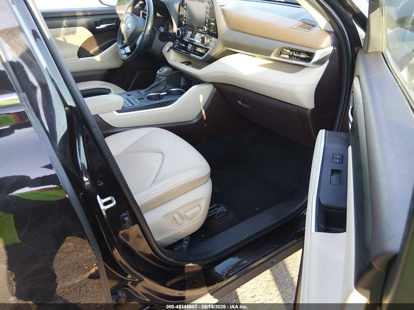 2020 Toyota Highlander VIN 5TDGZRAHXLS003907 IAAI salvage auction — FRONT END, Clear (New Jersey), sold $11,100 on 2026-07-20 (photo 5)