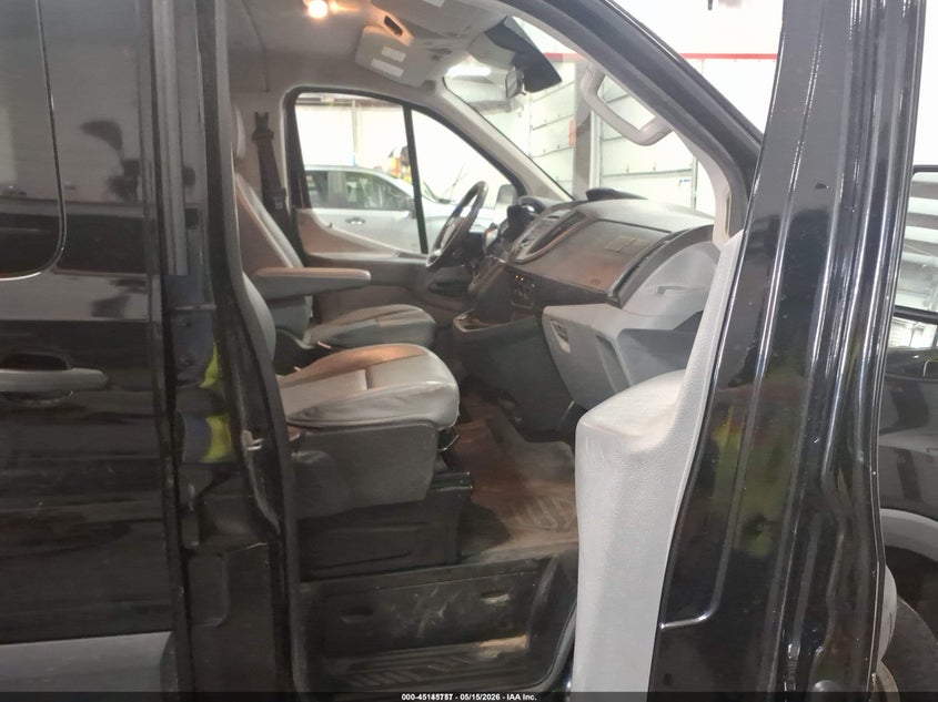 2018 Ford Transit-350 VIN 1FBZX2YM2JKB52734 IAAI salvage auction — NORMAL WEAR, Sf97 (North Carolina), sold $25,575 on 2026-07-16 (photo 5)