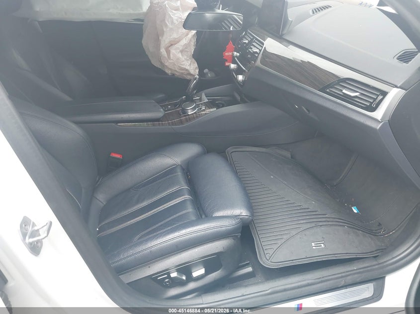 2019 BMW 5er VIN WBAJE7C50KWW20978 IAAI salvage auction — FRONT END, Mv-907A (New York), sold $10,500 on 2026-07-14 (photo 5)