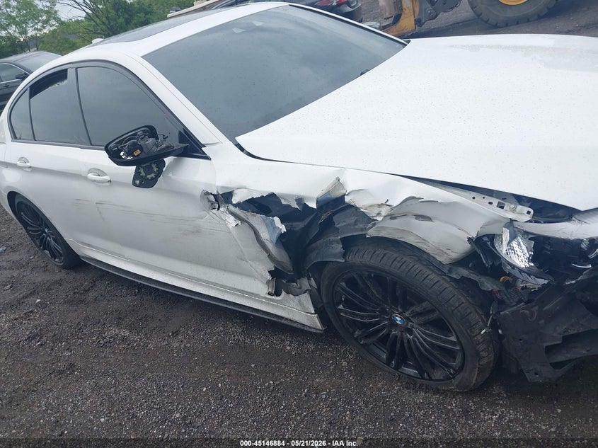 2019 BMW 5er VIN WBAJE7C50KWW20978 IAAI salvage auction — FRONT END, Mv-907A (New York), sold $10,500 on 2026-07-14 (photo 6)