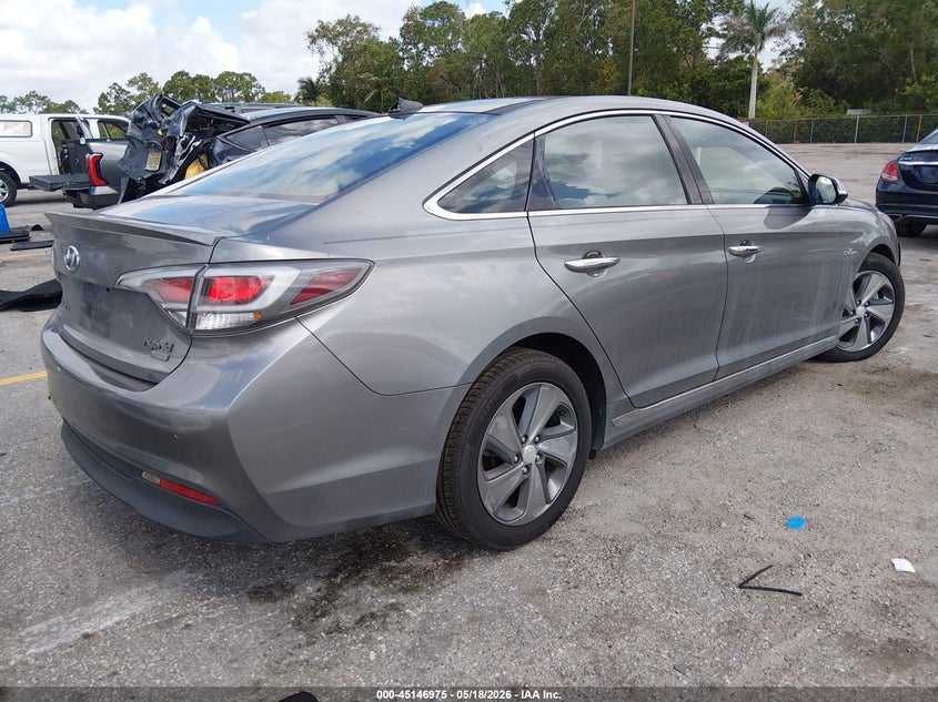 2017 Hyundai Sonata VIN KMHE34L39HA067319 IAAI salvage auction — FRONT END, Rebuildable (Florida), sold $1,750 on 2026-07-15 (photo 4)