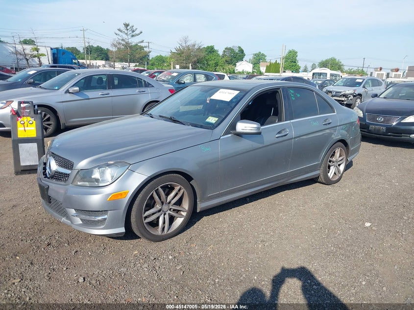 2014 Mercedes-benz C-klasse VIN WDDGF8ABXER323475 IAAI salvage auction — FRONT END, Salvage (New Jersey), sold $1,150 on 2026-07-29 (photo 2)