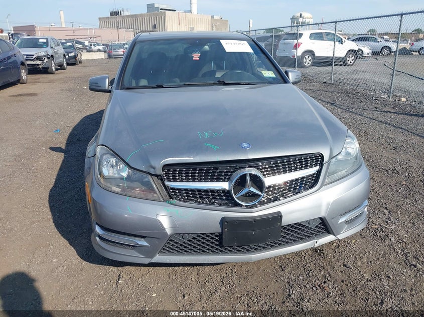 2014 Mercedes-benz C-klasse VIN WDDGF8ABXER323475 IAAI salvage auction — FRONT END, Salvage (New Jersey), sold $1,150 on 2026-07-29 (photo 6)