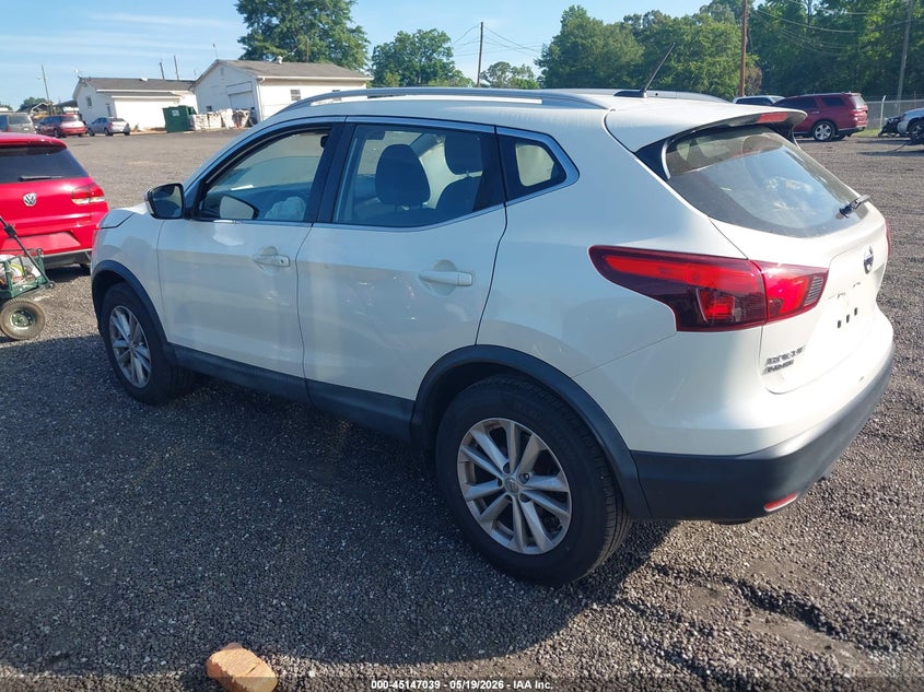 2017 Nissan Rogue VIN JN1BJ1CRXHW124021 IAAI salvage auction — RIGHT FRONT, Salvage (South Carolina), sold $1,700 on 2026-07-07 (photo 3)