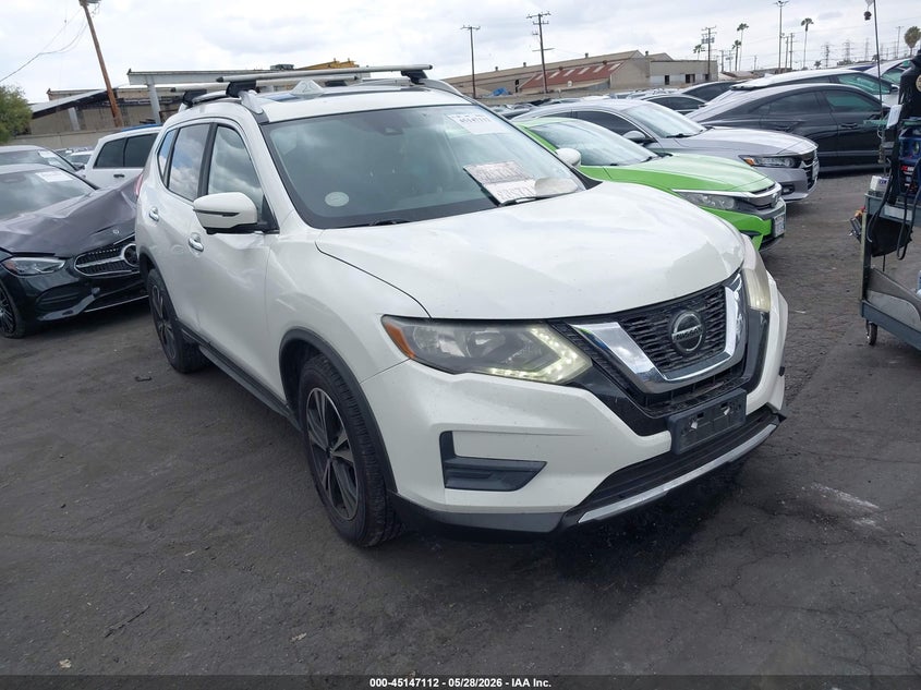 2019 Nissan Rogue VIN JN8AT2MT8KW256922 IAAI salvage auction — LEFT SIDE, Salvage Title, sold $2,300 on 2026-07-08 (photo 1)