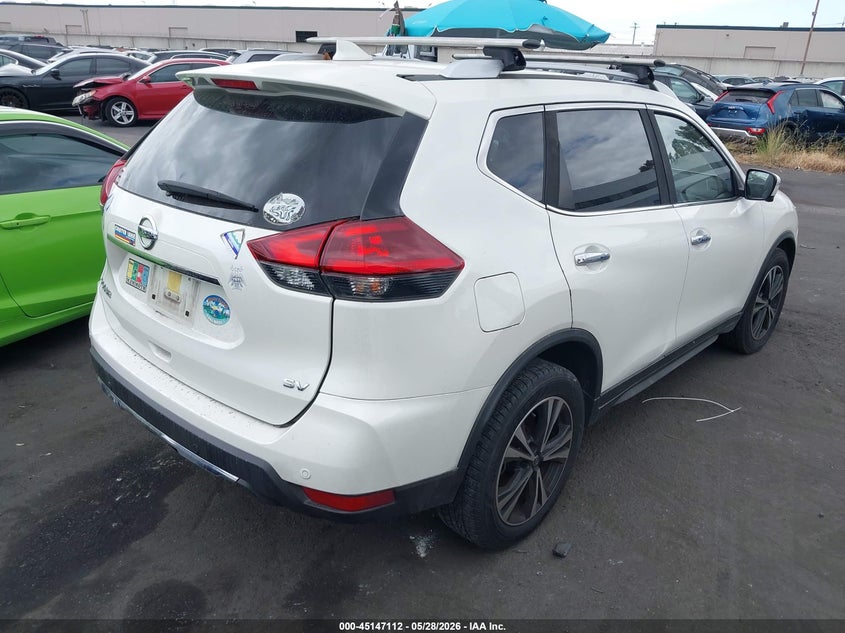 2019 Nissan Rogue VIN JN8AT2MT8KW256922 IAAI salvage auction — LEFT SIDE, Salvage Title, sold $2,300 on 2026-07-08 (photo 4)