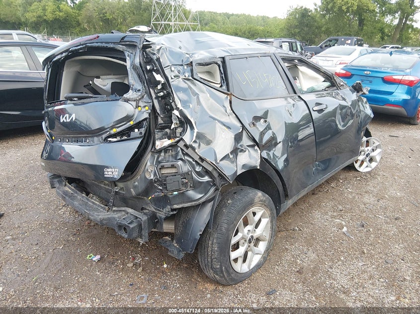 2024 Kia Soul VIN KNDJ23AU1R7912593 IAAI salvage auction — ROLLOVER, Salvage (Indiana), sold $500 on 2026-07-08 (photo 4)