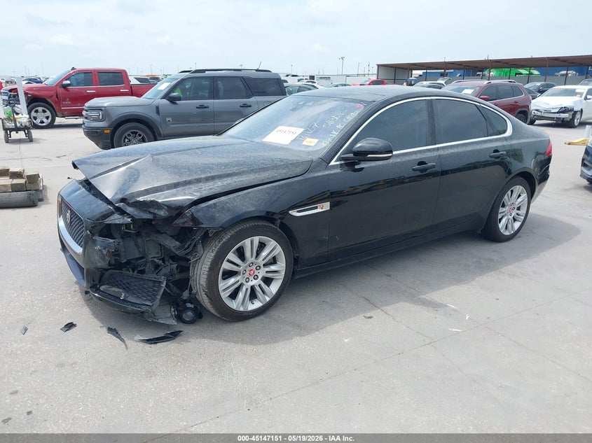 2017 Jaguar Xf VIN SAJBR4BV8HCY32860 IAAI salvage auction — FRONT END, Salvage (Texas), sold $3,750 on 2026-07-08 (photo 2)