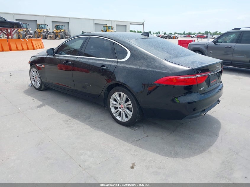 2017 Jaguar Xf VIN SAJBR4BV8HCY32860 IAAI salvage auction — FRONT END, Salvage (Texas), sold $3,750 on 2026-07-08 (photo 3)
