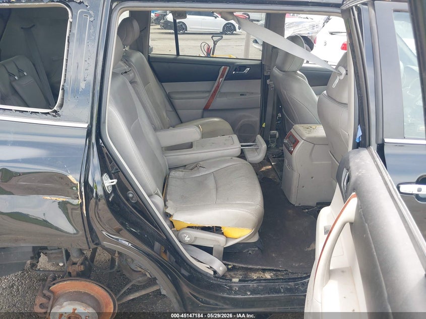 2011 Toyota Highlander VIN 5TDDK3EH4BS071147 IAAI salvage auction — FRONT END, Salvage (Missouri), sold $800 on 2026-07-07 (photo 8)