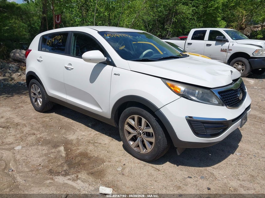 2015 Kia Sportage VIN KNDPBCAC9F7772421 IAAI salvage auction — FRONT END, Clear (Massachusetts), sold $2,200 on 2026-07-14 (photo 3)