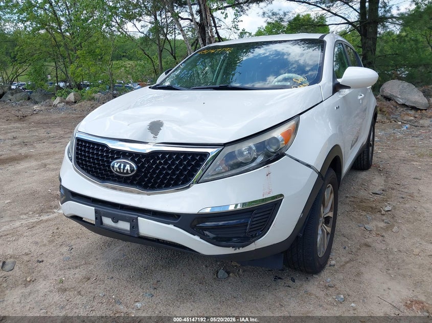 2015 Kia Sportage VIN KNDPBCAC9F7772421 IAAI salvage auction — FRONT END, Clear (Massachusetts), sold $2,200 on 2026-07-14 (photo 6)