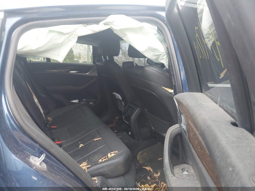 2019 BMW X4 VIN 5UXUJ3C5XKLG56863 IAAI salvage auction — RIGHT SIDE, Clear (Arkansas), sold $3,300 on 2026-07-07 (photo 8)