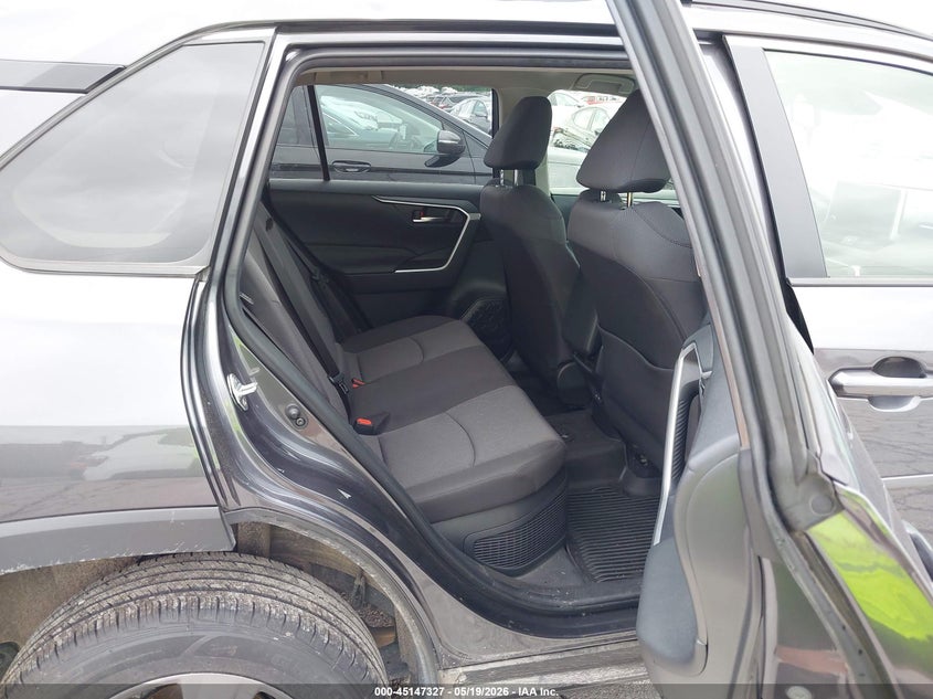 2025 Toyota Rav 4 VIN JTMRWRFV5SJ070877 IAAI salvage auction — HAIL, Salvage (Missouri), sold $13,250 on 2026-07-20 (photo 8)