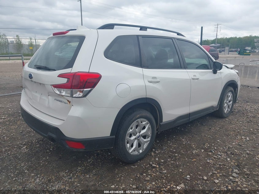 2021 Subaru Forester VIN JF2SKADC9MH525550 IAAI salvage auction — FRONT END, Clear Claim Paid (Wisconsin), sold $1,950 on 2026-07-30 (photo 4)