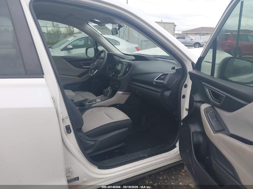 2021 Subaru Forester VIN JF2SKADC9MH525550 IAAI salvage auction — FRONT END, Clear Claim Paid (Wisconsin), sold $1,950 on 2026-07-30 (photo 5)