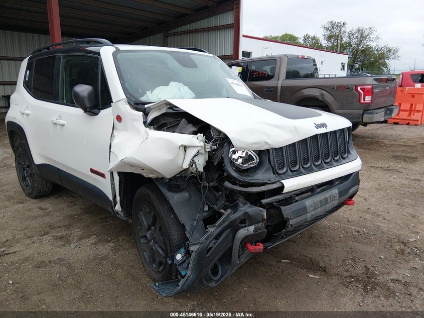 2018 Jeep Renegade VIN ZACCJBCB4JPH00649 IAAI salvage auction — RIGHT FRONT, Salvage Title, sold $775 on 2026-08-08 (photo 6)
